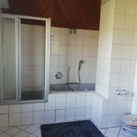 アパート Bertha's ヘルネ